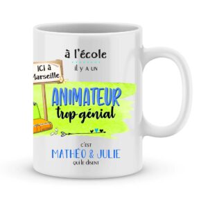 Cadeau animateur. Mug personnalisé un animateur trop génial