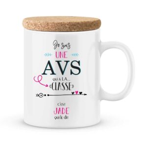 Cadeau AVS. Mug personnalisé AVS qui a la classe