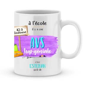 Cadeau AVS. Mug personnalisé AVS géniale avec prénoms