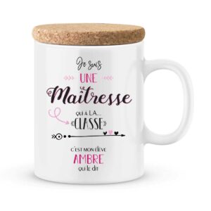 Mets de la bonne humeur dans le café de ton maître préféré ; il va adorer… Tu peux accompagner cette tasse d’un beau dessin…