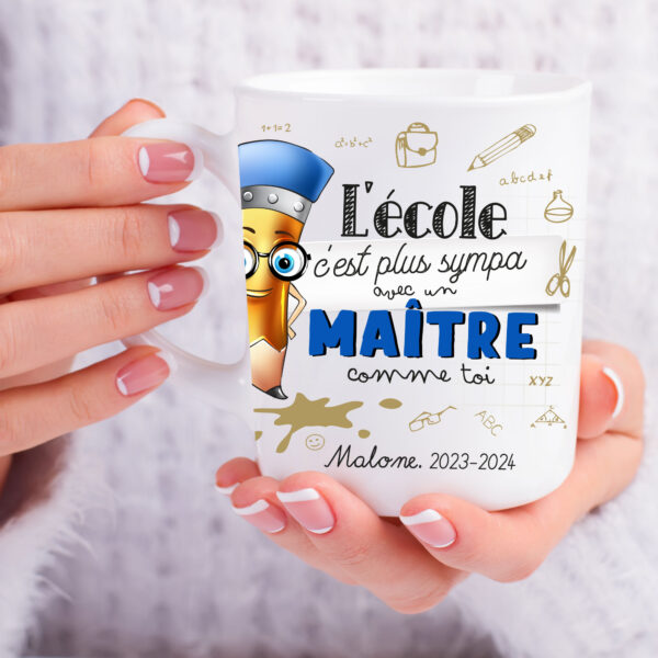 Cadeau pour maître d'école. Mug personnalisé pour un maître sympa